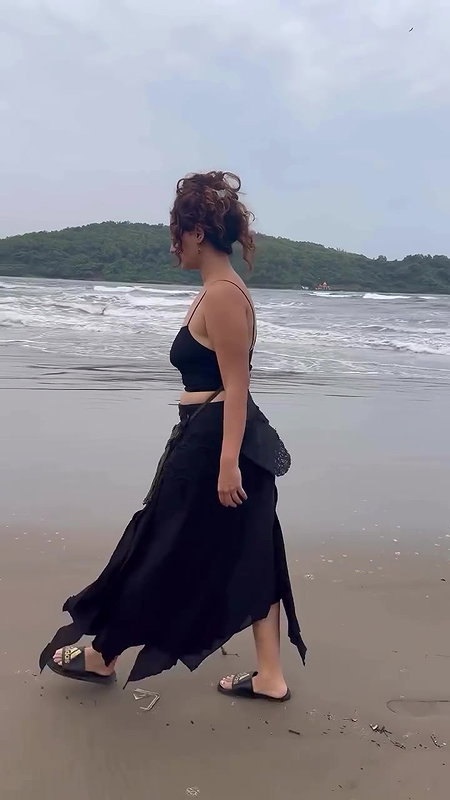 BOLD FEMALE FATALE MEGHA SHUKLA WILD IN BACKLESS SEXY MINI DRESS2