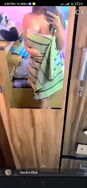 Hot bhabhi after bath snaps for lover2