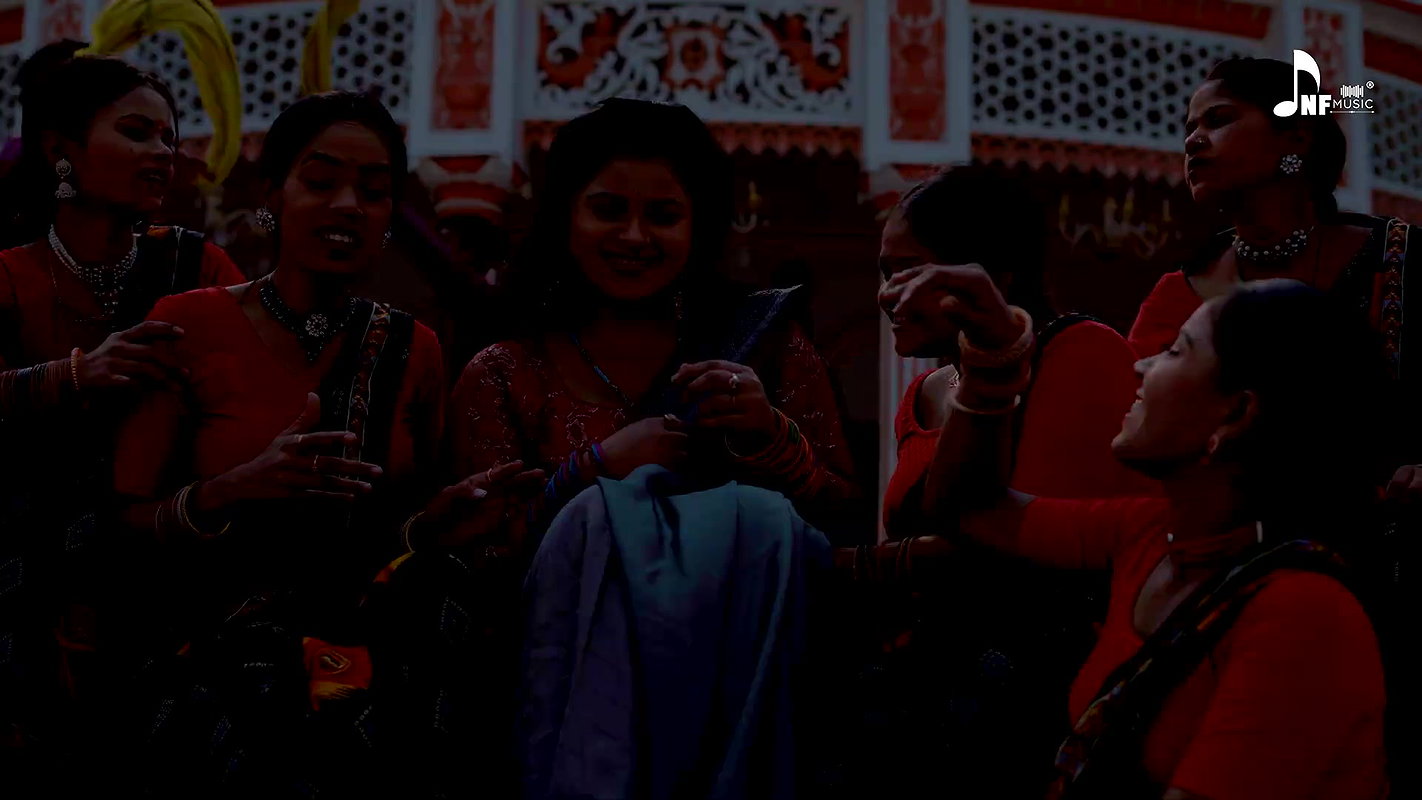 MILF Sayara Khan hot song – Saree removed, Devar-Bhabhi-Husband, Navel show2