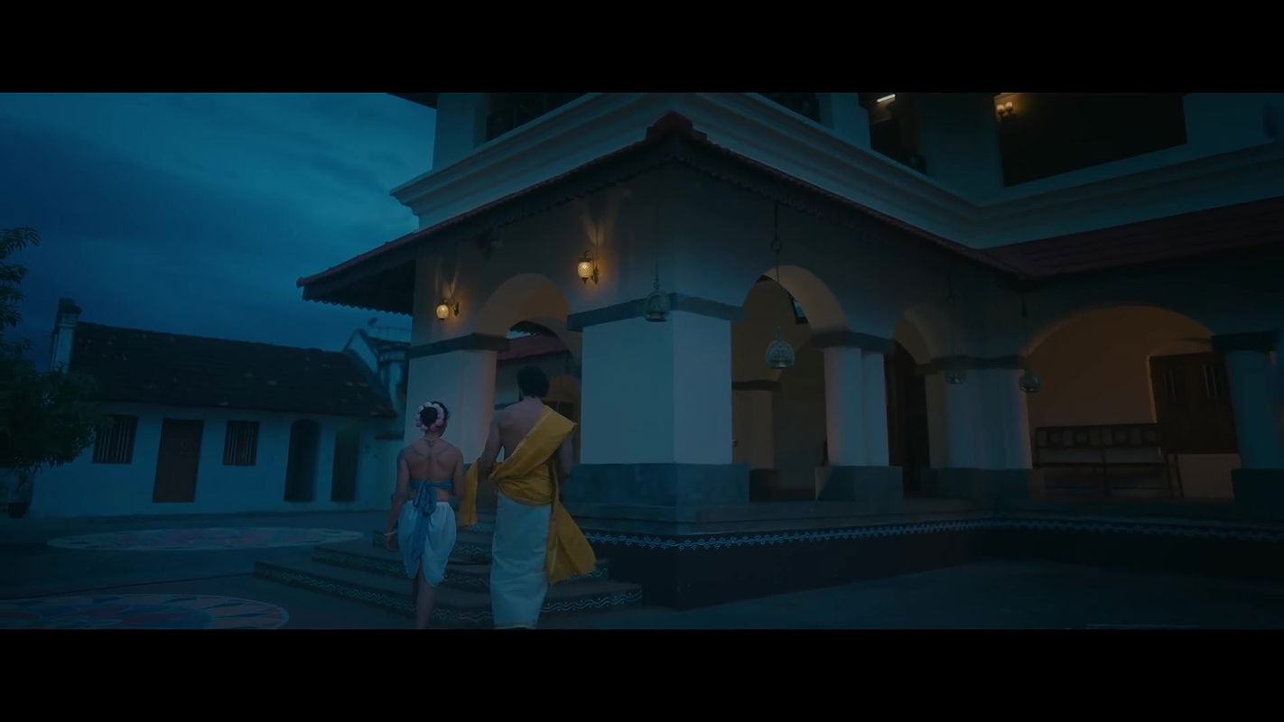 Resmi R Nair hot romantic song – Hanging boobs, Deep cleavage, navel show2