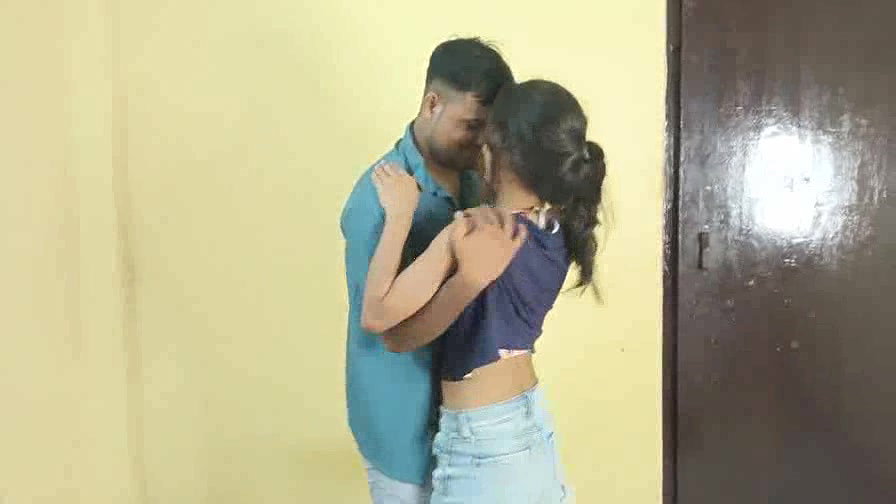 Desi Lovers Fucking at Home2