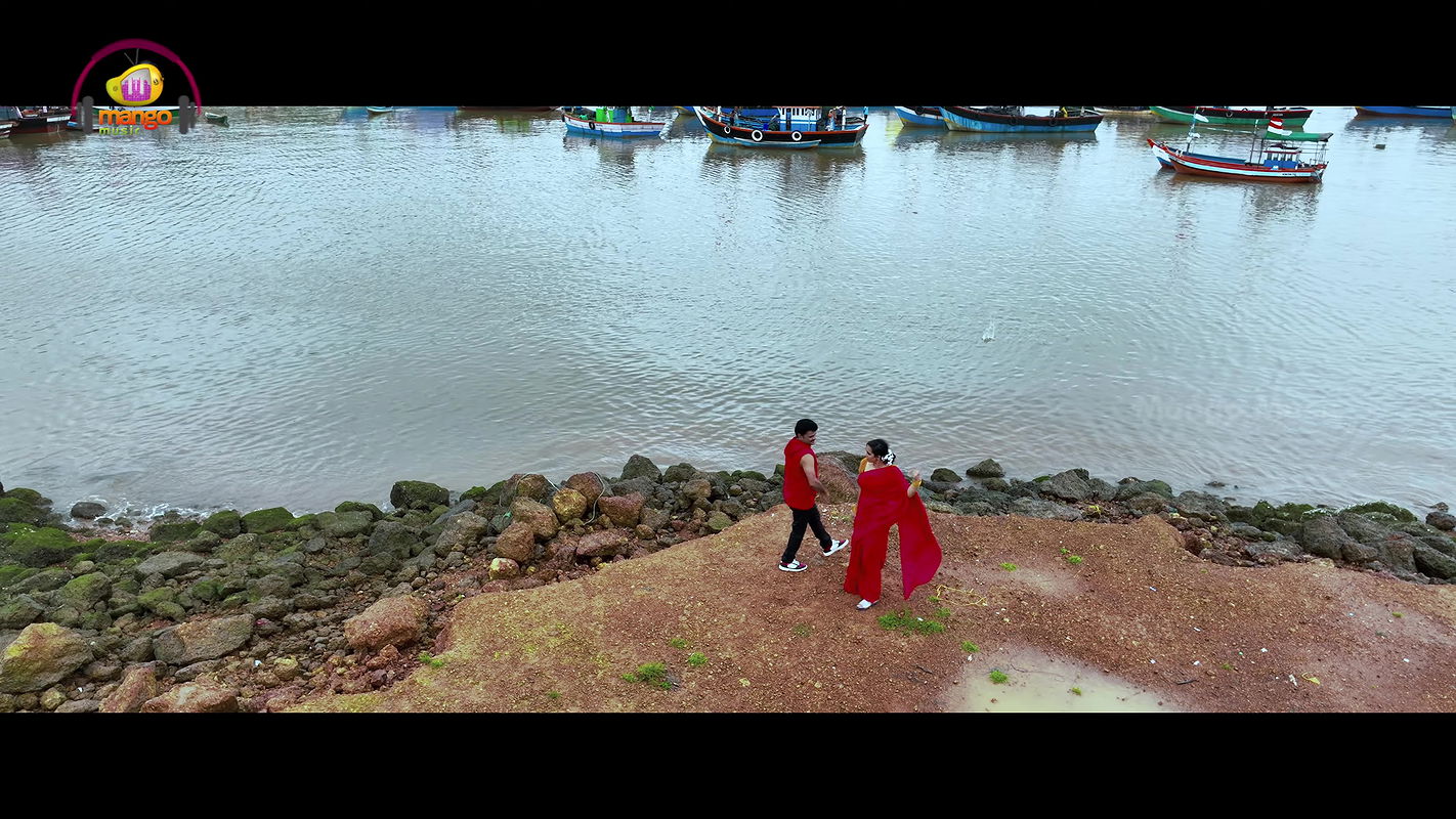 Vanitha Reddy & Manisha Jashnani Wild Navel Kissed Enjoyed In Bed Sexy Song 4K – Rent2