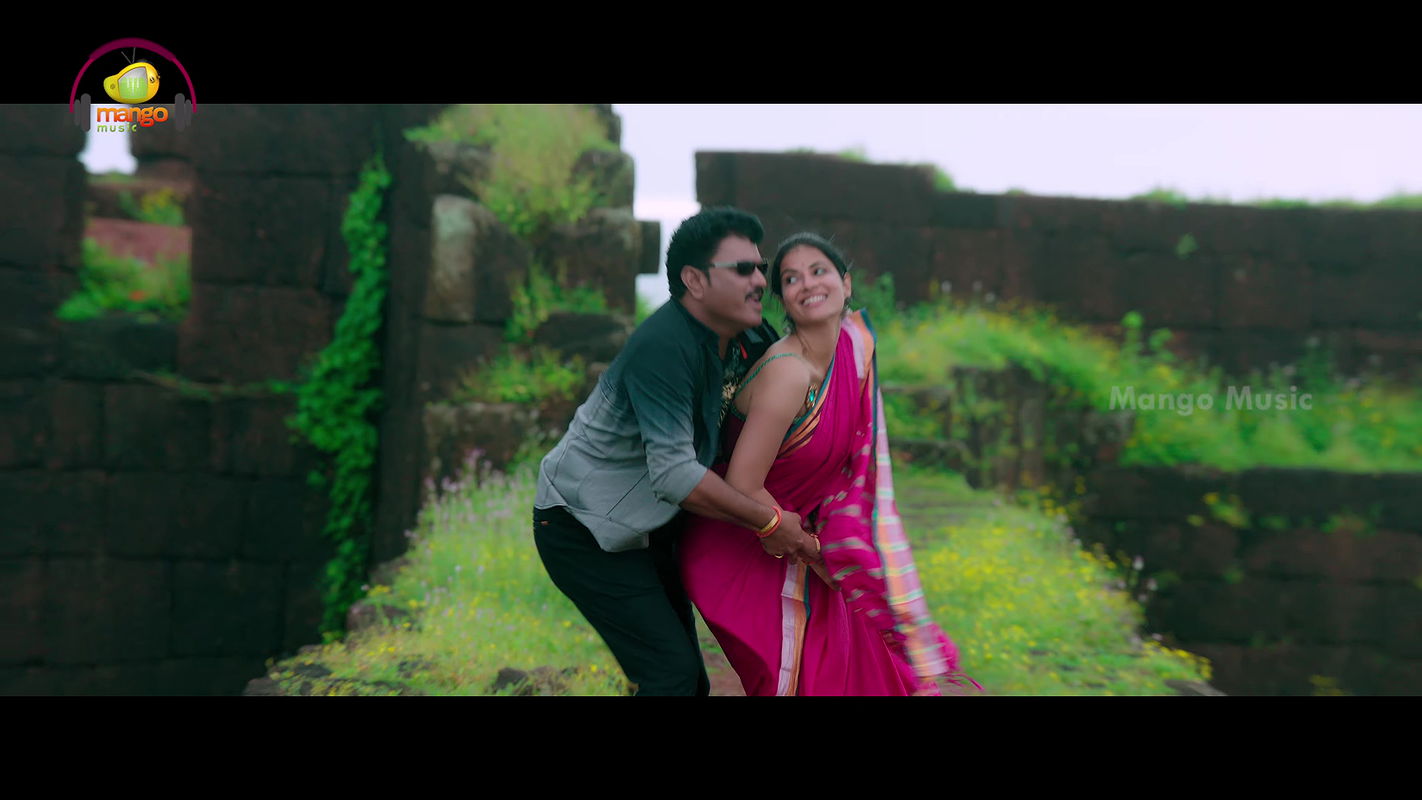 Vanitha Reddy & Manisha Jashnani Wild Navel Kissed Enjoyed In Bed Sexy Song 4K – Rent2