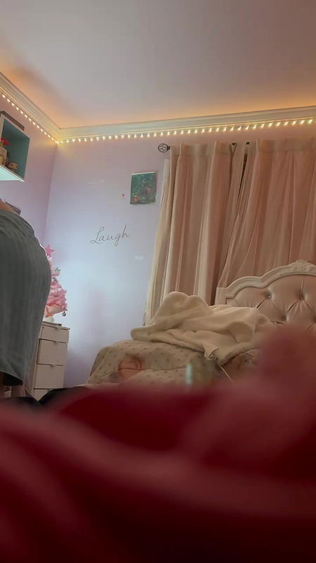 Young babe fully Naked Ass and Boobs captured secretly by voyeur