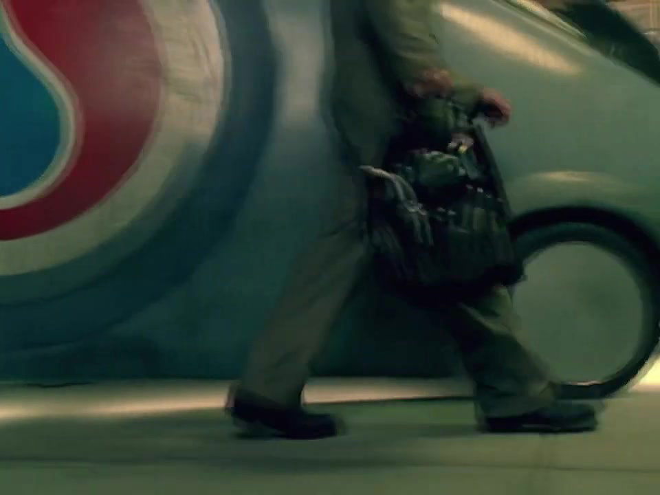 Visa plumber nude tvc(2001)