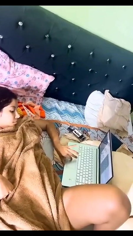 Sexy Girlfriend Nude Captured After