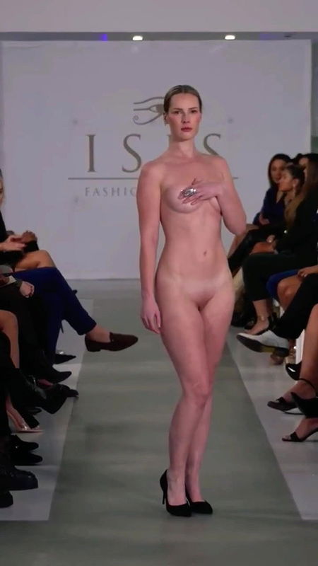 SEXY CURVY MODELS NUDE FASHION EVENT TOO EROTIC TEASE