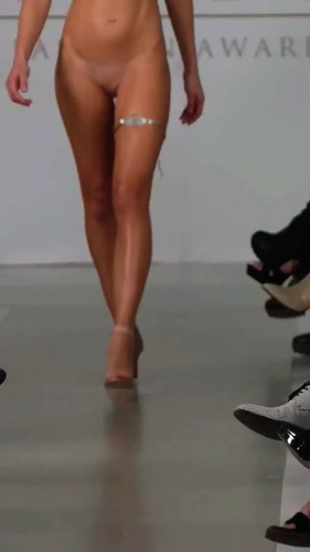 SEXY CURVY MODELS NUDE FASHION EVENT TOO EROTIC TEASE