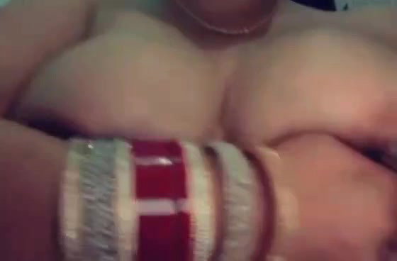 Pakistani wife boobs expose in salwar seductive