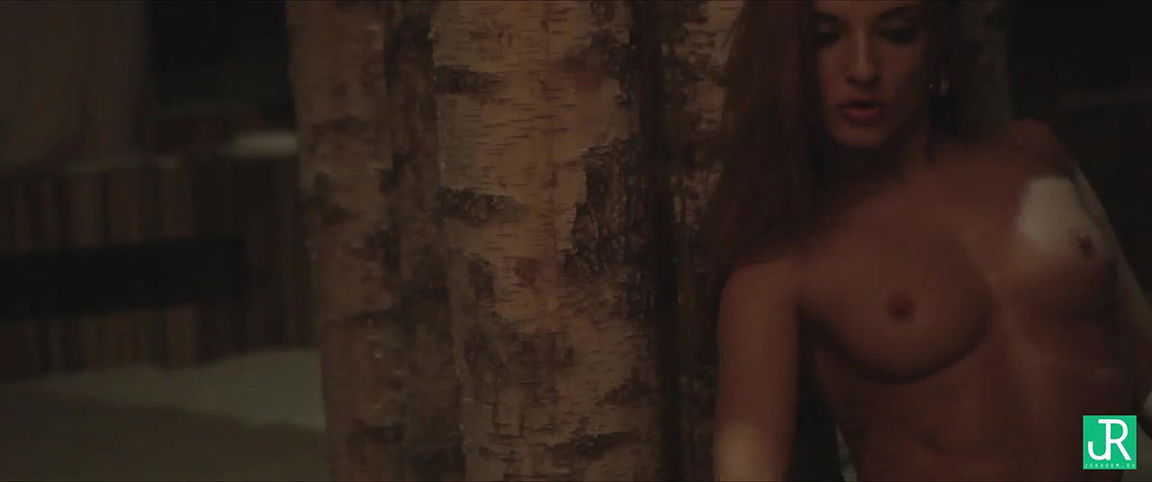 Max Moshkin – Hot Mary