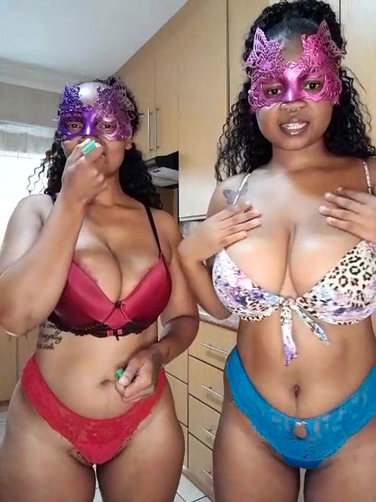 Mammygalz Black Buty Nice Boob