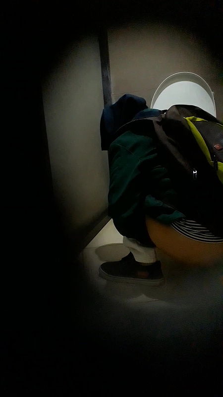 Hijabi girl Naked Ass and black panty captured secretly while pissing