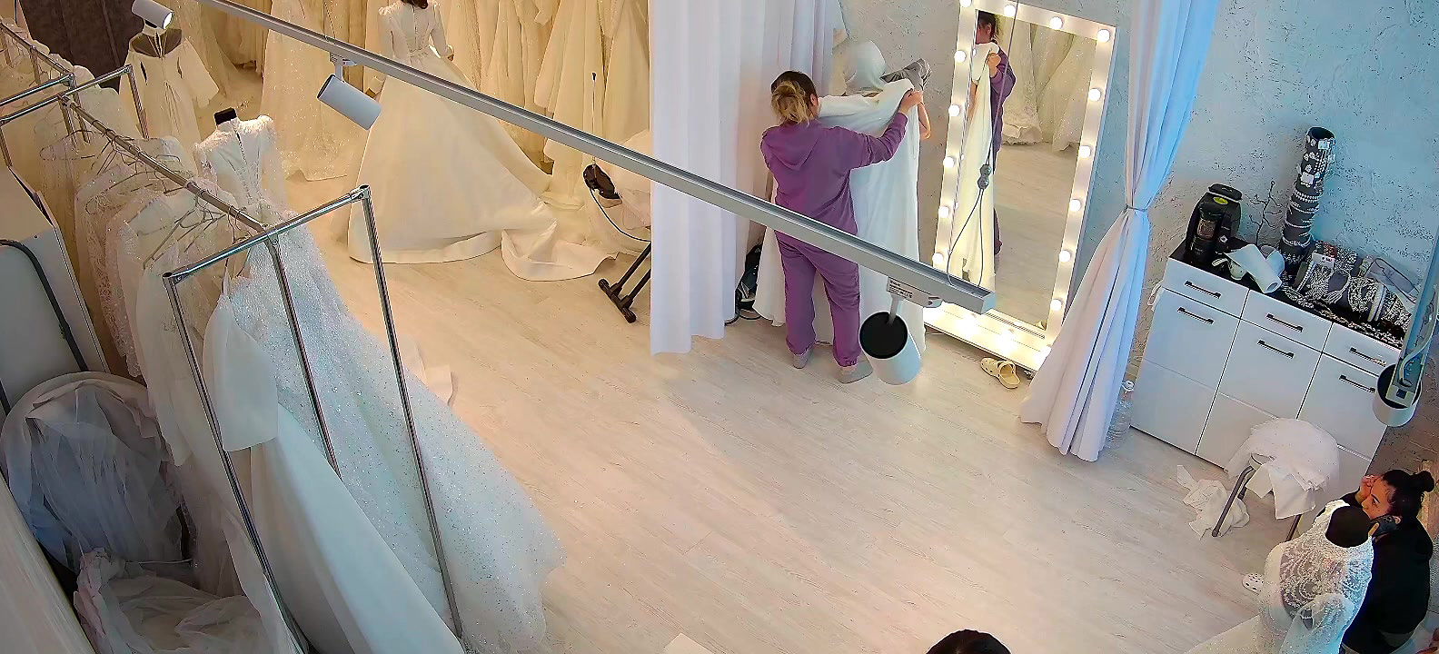 Hijabi girl dress removed and Nakes Boobs and Ass exposed – caught in cctv