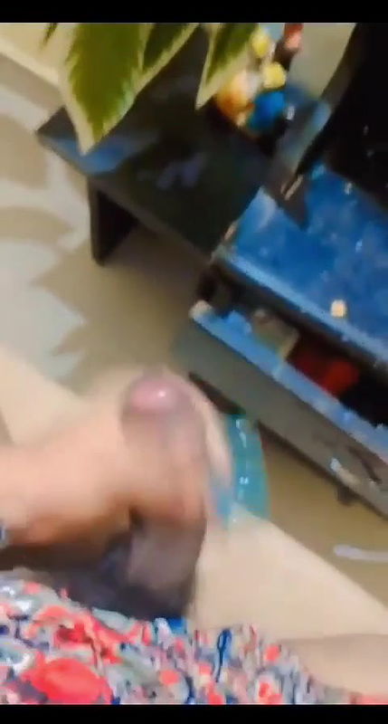 Desi Shemale Rose Jerk Hard