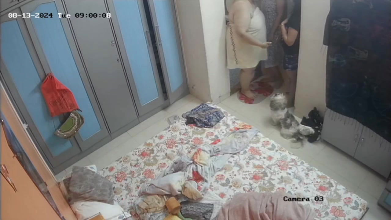 Chubby Lady Naked BooBs and huge Ass captured in cctv