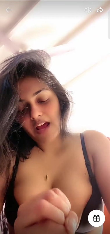 Busty Nishala Nishanka Hot Live