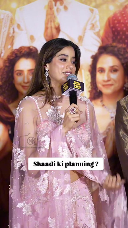 CHICK JHANVI KAPOOR IRRESISTIBLE CUMWORTHY SEXY IN DESI ATTIRE AT EVENT 18