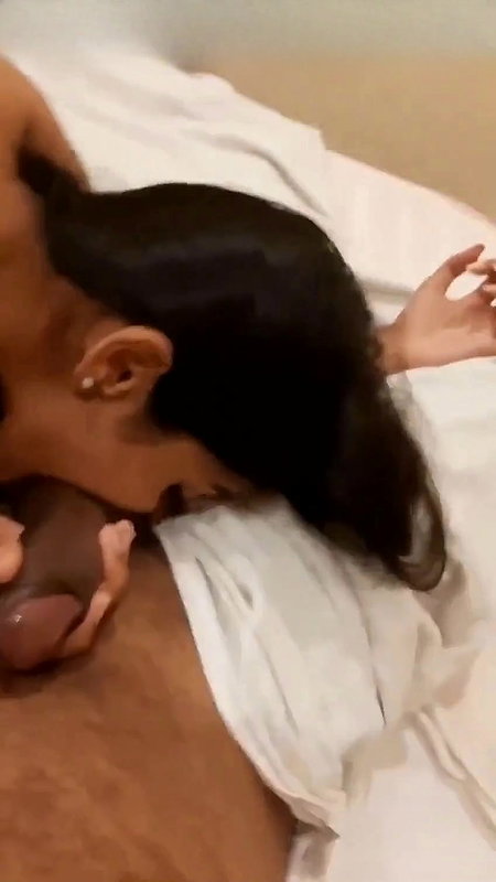hot desi girl sucking dick of lover