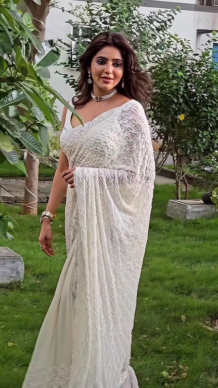 ATHULYA RAVI BEAUTY SEXY WIFE MATERIAL TEMPTING IN SAREE HQ VIDEO