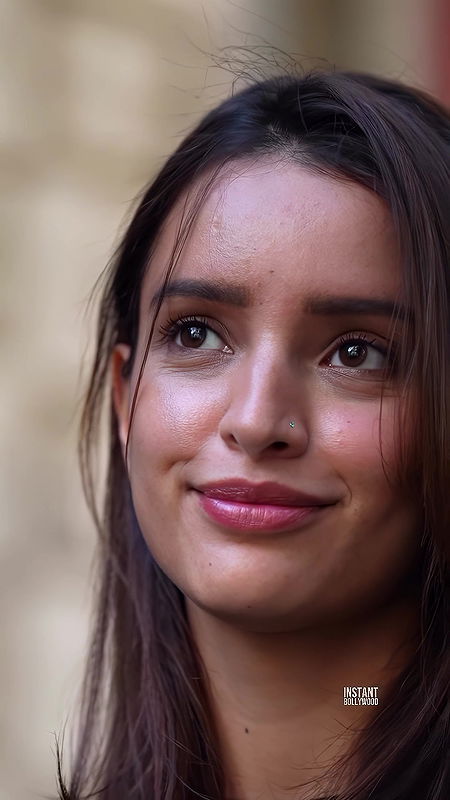 CUMWORTHY DESIRABLE BABE TRIPTI SEXY FACE CARD HQ VIDEO