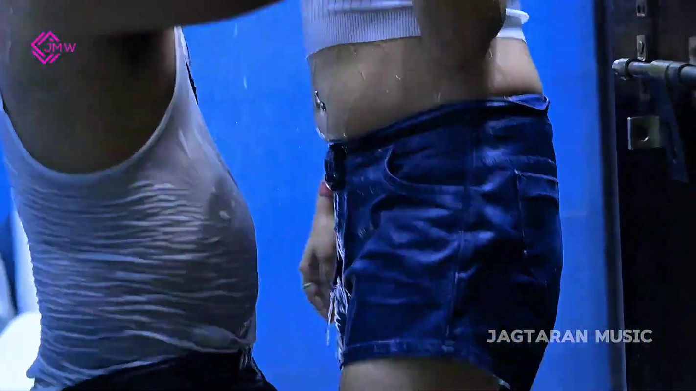 Divya Mishra hot wet song – Wet Navel press, Boobs rubbedkiss, Slight navel kiss