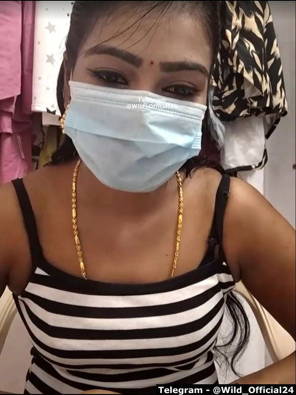 Meena_27-stripchat-ticket-show