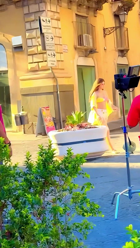 Kriti sanon cocktail 2 leak BTS Sexy Looks HQ ADDED2