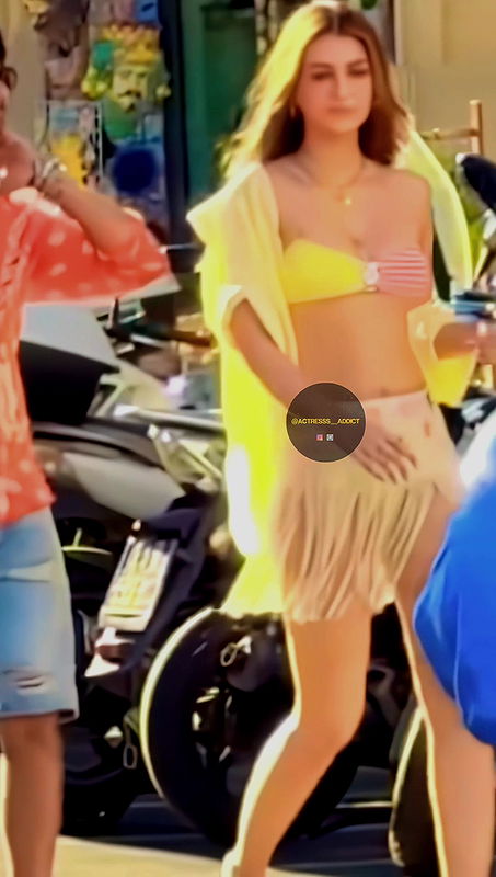 Kriti sanon cocktail 2 leak BTS Sexy Looks HQ ADDED4