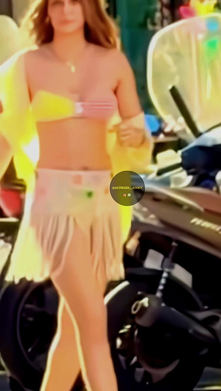 Kriti sanon cocktail 2 leak BTS Sexy Looks HQ ADDED4