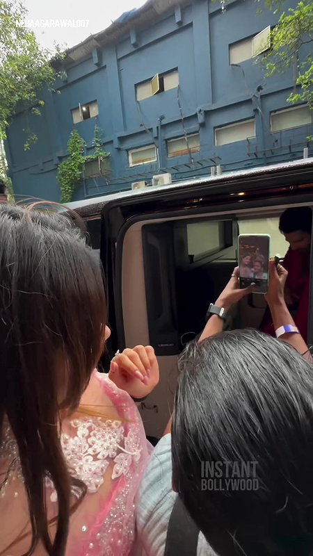 STUNNING TEMPTRESS JHANVI KAPOOR IRRESISTIBLE CUMWORTHY SEXY EXPOSE IN DESI LOOK HQ4