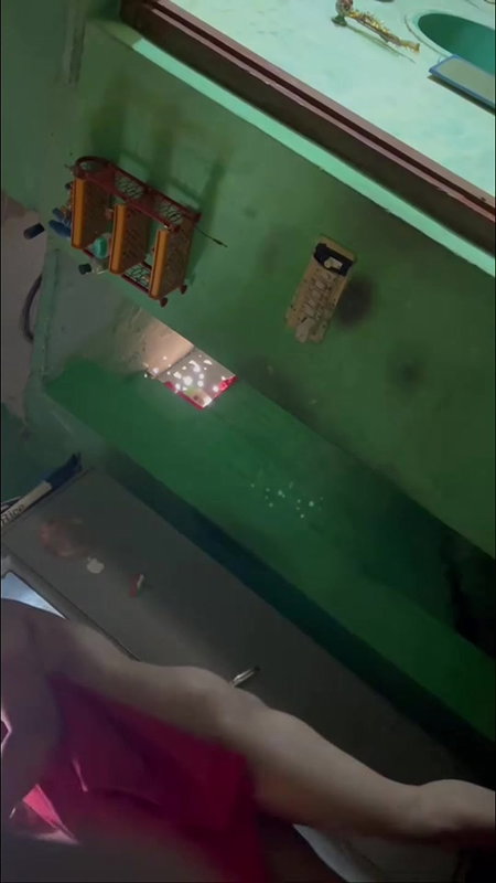 Sexy Milf Mom Nude Captured 2 Clips Merge2