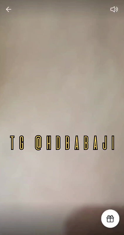 Hot Spicy Boobs Show and Pussy Spread Tango Live