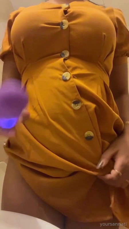 Insta Model Sannati Fingering Herself With Hindi Audio