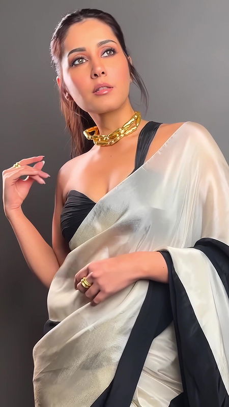 RAASHI TEMPTING BEAUTY SEXY IN OFF SHOULDER BLOUSE SAREE HQ VIDEO