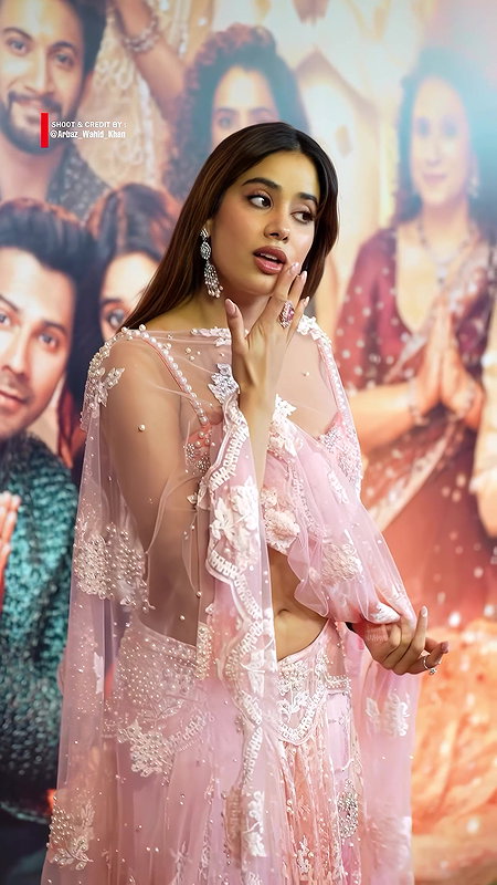 EVENT SSKTK PROMOTION FT JHANVI KAPOOR IRRESISTIBLE CUMWORTHY LOOKS EROTIC HQ 5 VIDEO2