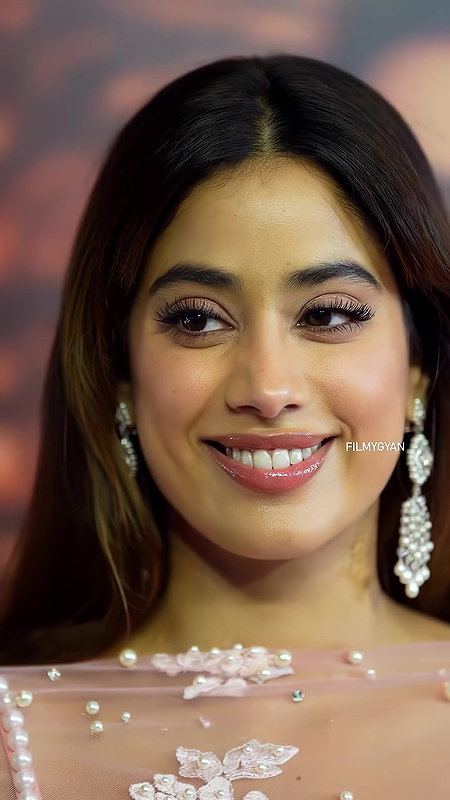 EVENT SSKTK PROMOTION FT JHANVI KAPOOR IRRESISTIBLE CUMWORTHY LOOKS EROTIC HQ 5 VIDEO8