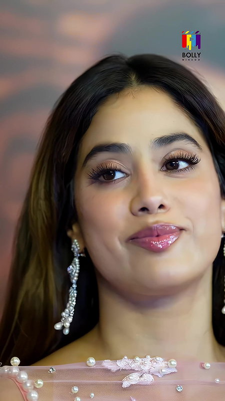 EVENT SSKTK PROMOTION FT JHANVI KAPOOR IRRESISTIBLE CUMWORTHY LOOKS EROTIC HQ 5 VIDEO10