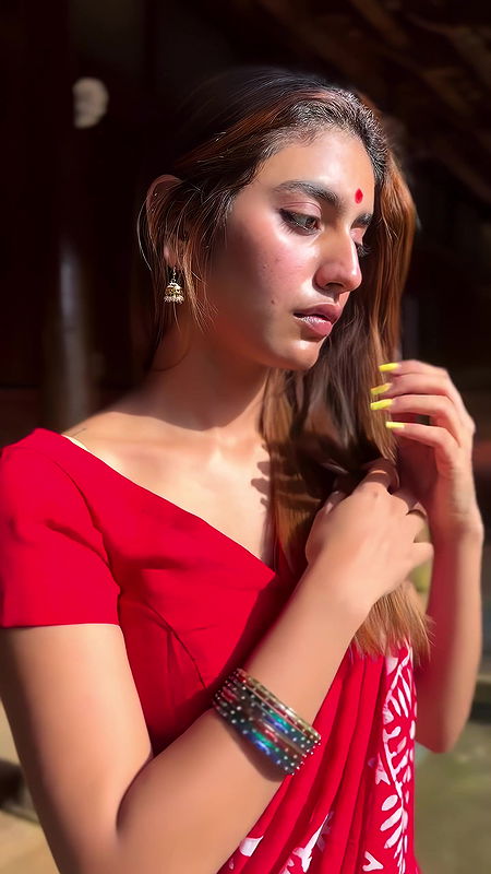 PRIYA PRAKASH VARRIER CUTE SEXY WIFE MATERIAL IN RED SAREE HQ VIDEO2