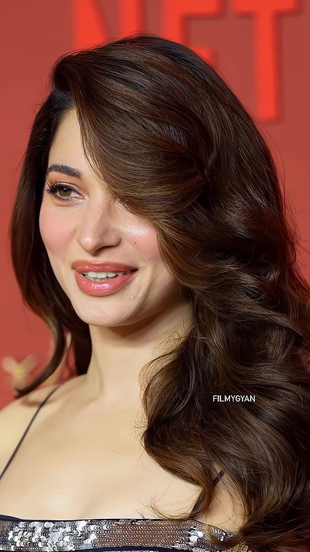 The BOB promotion ft TAMMANAH BOMBSHEEL FAPWORTHY SEXY CLEAVAGE CURVY HQ 5 VIDEOS8