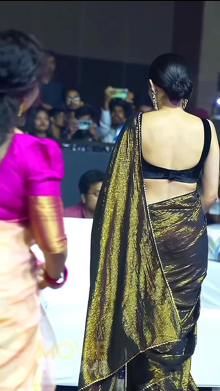 NEHA SHETTY IRRESISTIBLE BACKLESS IN SAREE CURVY TEASE HQ VIDEO2
