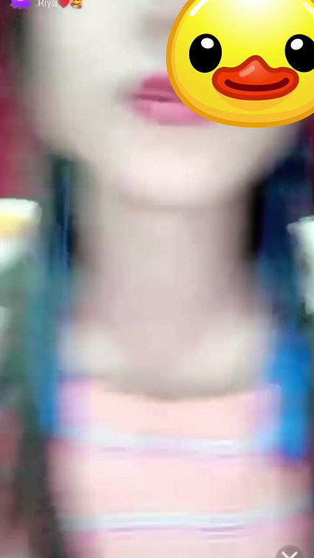 Super Hot Riya Quick Pussy Flash on Chamet Live2