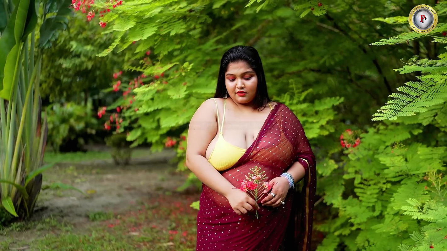 Booby pujarthi huge cleavage hot navel and armpit show photoshoot2