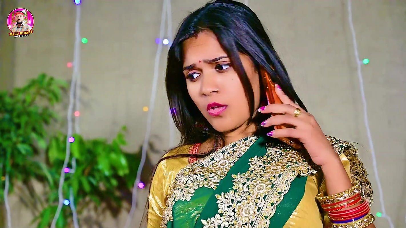 Niharika Raj hot saree song – Devar – Bhabhi, Navel fingered nicely, Maaza on navel2