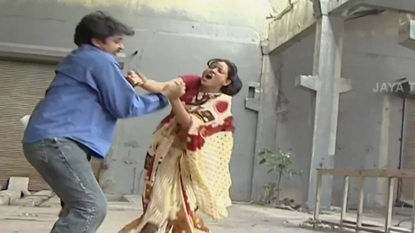 Ranjitha sexy wide navel slips in saree2