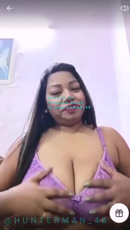 Richa Bhabhi Nude Tango Live2