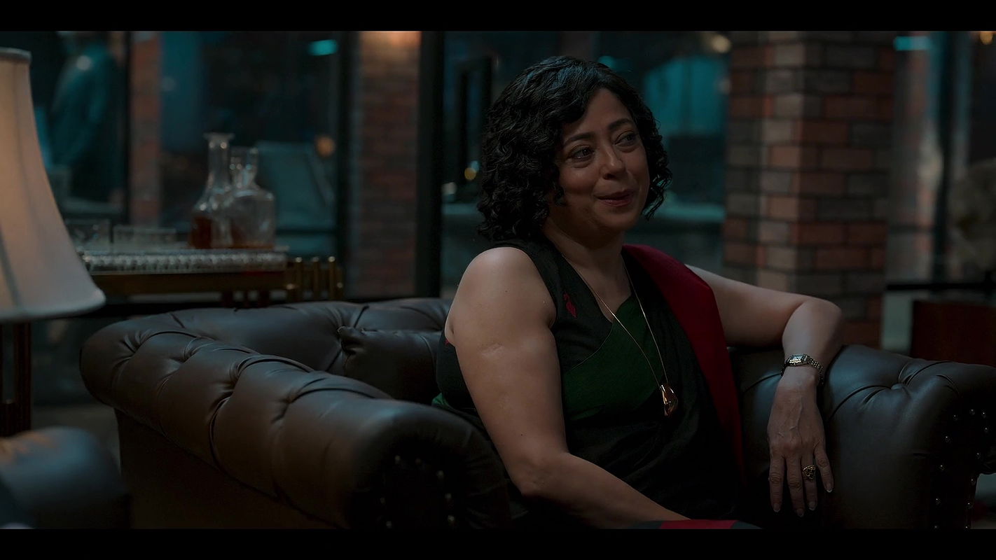 MILF Kajol Horny LipLock Big Busty Milk Tanker Boobs Exposing Cleavage-Trial S2-4K 2