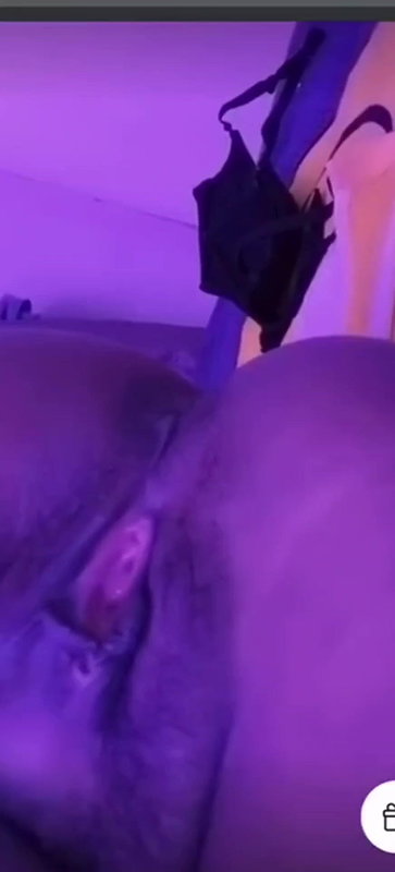 Taapsee hot model tango pvt show 2