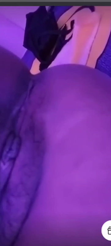 Taapsee hot model tango pvt show 2