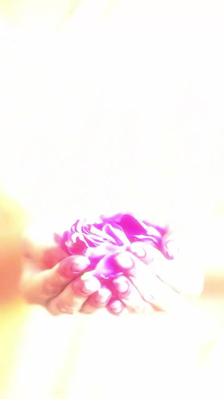 Actress Swathista Krishnan hot hip navel show in onam saree 2