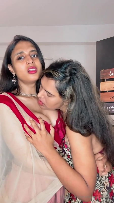 Famous influencer Sannati and Selena SEXY ONLYFANS VIDEO COLLECTION 4